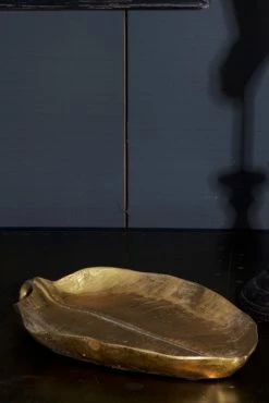 The Home Collection Small Leaf Dish 5 The Home Collection Small Leaf Dish