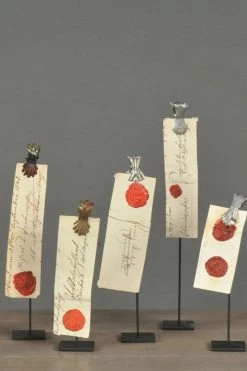 The Home Collection Old Seal On A Pinch Base Decoration