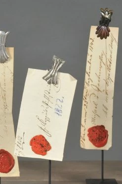 The Home Collection Old Seal On A Pinch Base Decoration